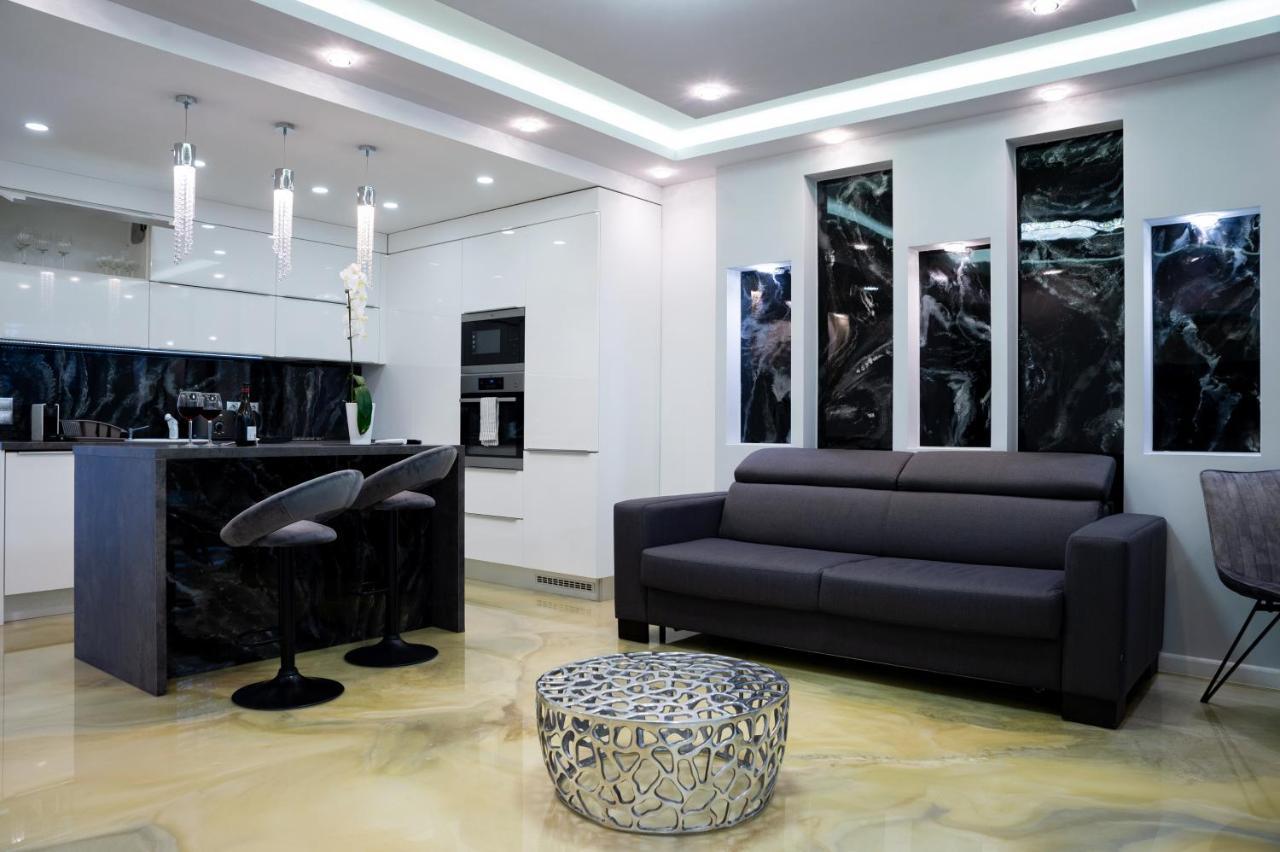 Dream Apartman 3 With Free Parking เยอร์ ภายนอก รูปภาพ